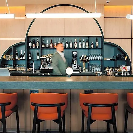 Hyatt Place 4*