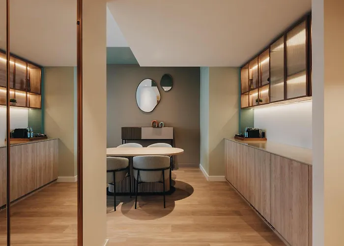 Hyatt Place Hotell 4*